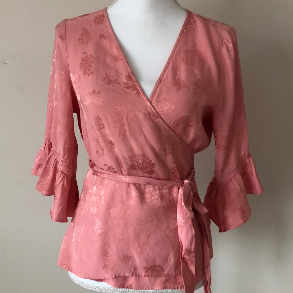 EXPRESS TOP NWOT